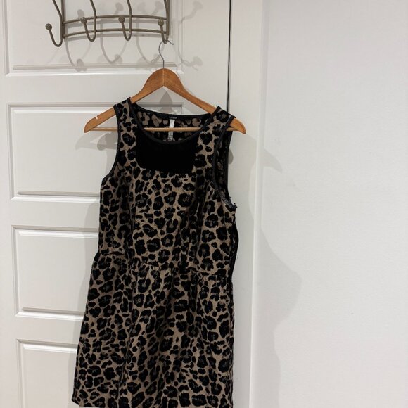 Dresses (Sizes 10-14) - Picture 10 of 12
